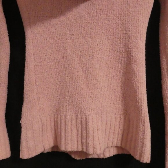 CASA NOVA - Limited Edition | medium | Pink Hooded Chenille V-Neck Sweater - Picture 14 of 15